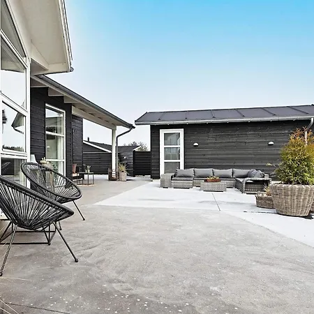 8 Person In Lokken-by Traum Ferienhaus *